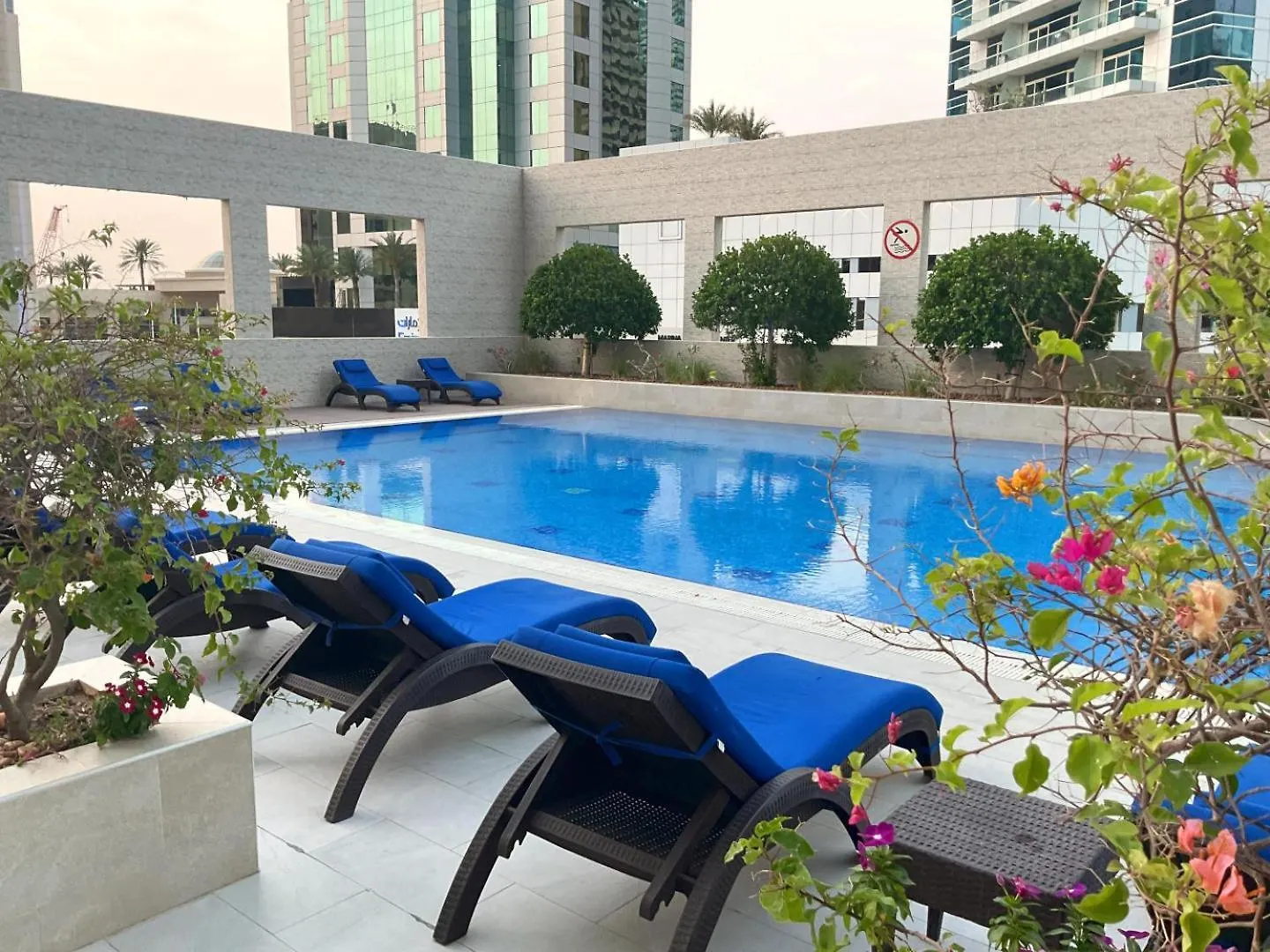 Jbr Home - Second Line From Sea In Dubai Marina Apartment